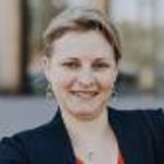 Dr. Carola Rinker
